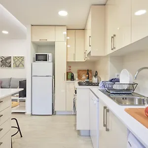 Light With Amazing Balcony, By Timecooler Appartement